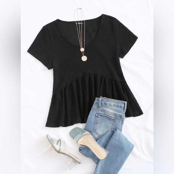 ⭐️NEW Black Rib-Knit Peplum Top Size XL (US) 12 - Picture 2 of 11